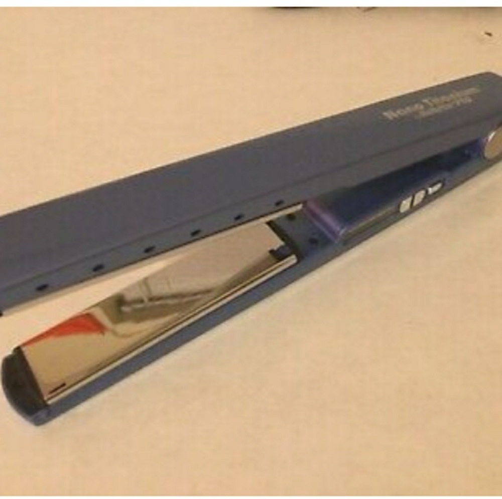 2 babyliss flat iron